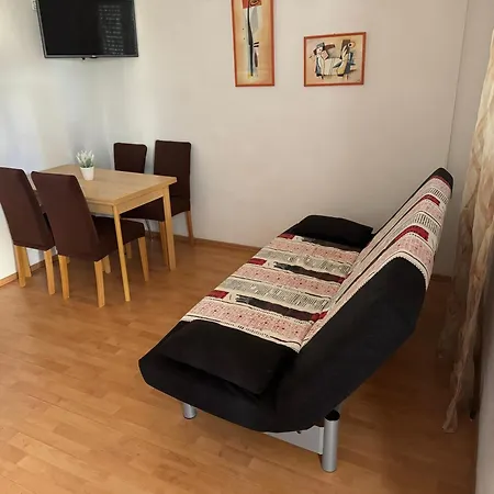 Konukevi Inoma Makarska