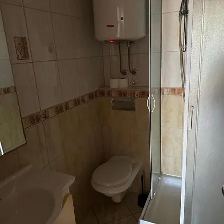 Inoma Konukevi Makarska